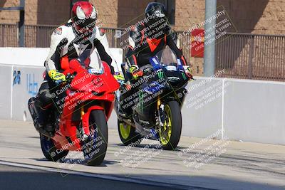 media/Aug-26-2022-Fastrack Riders (Fri) [[055e3b3c9d]]/level 2/Session 1 Start Finish/